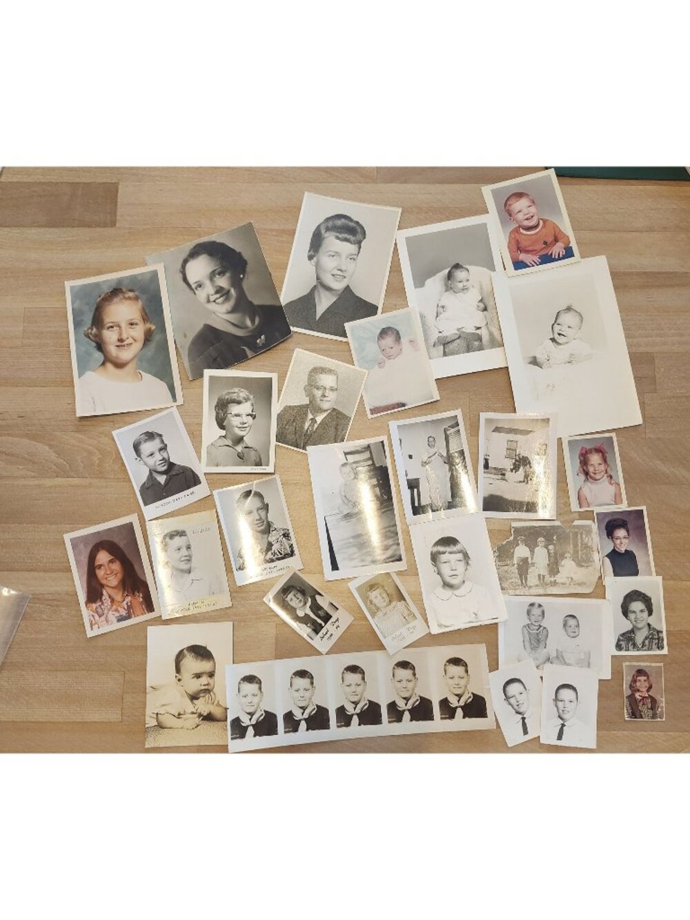 29- Vintage Photographs 50's - 70's Portraits Young People B&W and Color